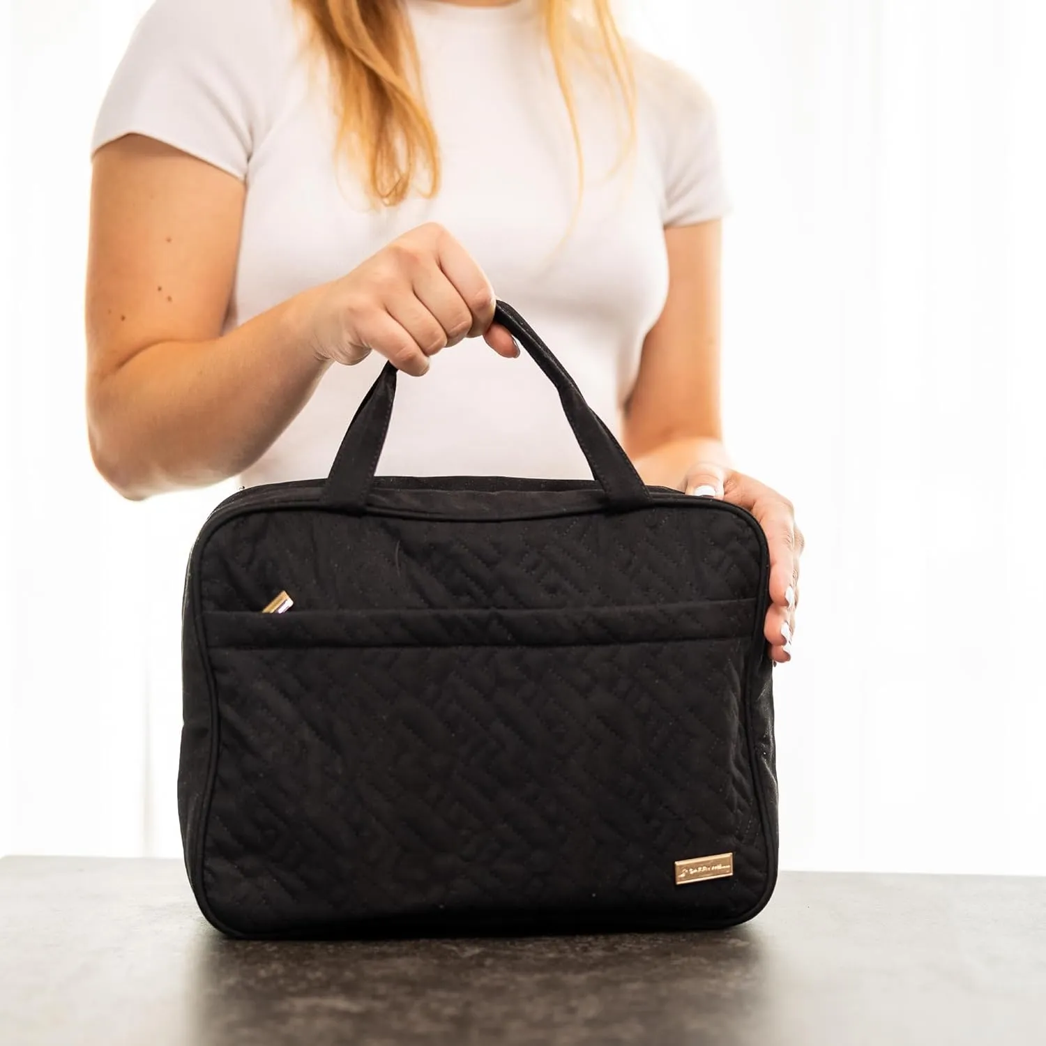 Carrywell (Not Made In China) Hanging Toiletry Bag For Women, Travel Toiletry Organizer, Water-Resistant Cosmetic Organizer for Accessories, Shampoo, Full-size Containers (Black, Medium)