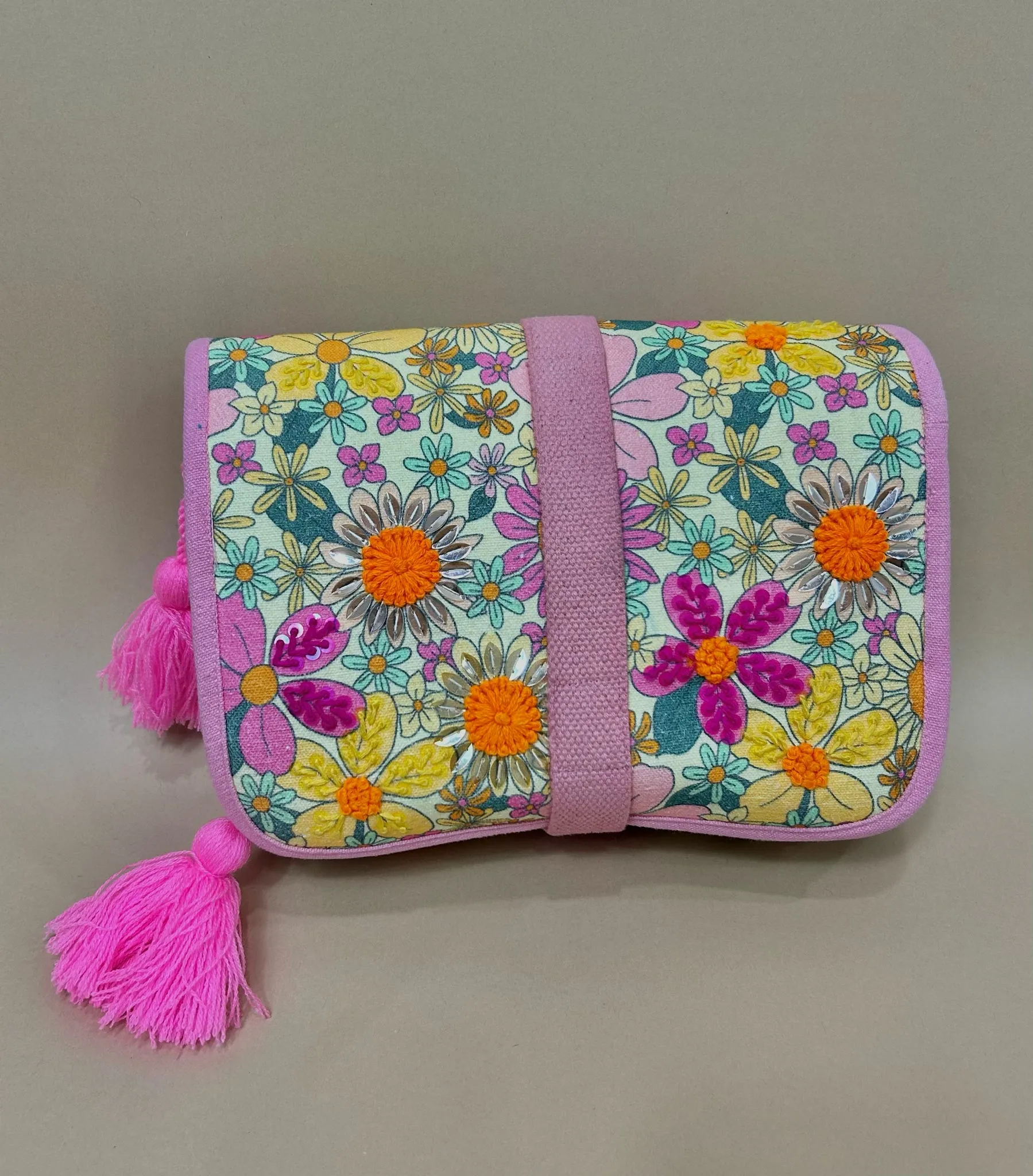 Fancy Floral Travel Organizer