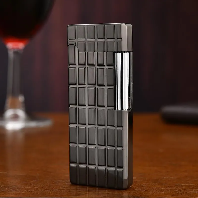 Fine Metal Inflatable Adjustable Open Flame Torch Lighter, Start-Up Sound, Retro Flip-Top Grinding Wheel Flint Lighter, Men's Collection Lighter Suitable for Gifts(Black1)