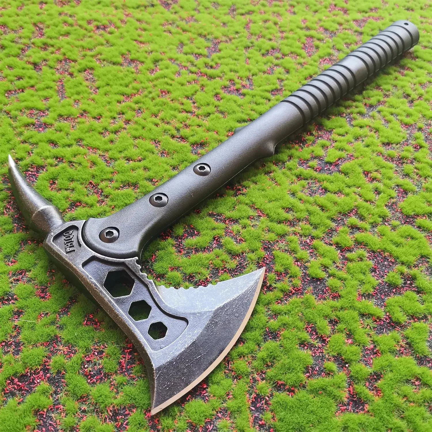Outdoor Tactical Axe Multifunctional Spike Tail Axe Camping Tactical Axe Rescue Fire Axe Splitting Wood Worker Axe