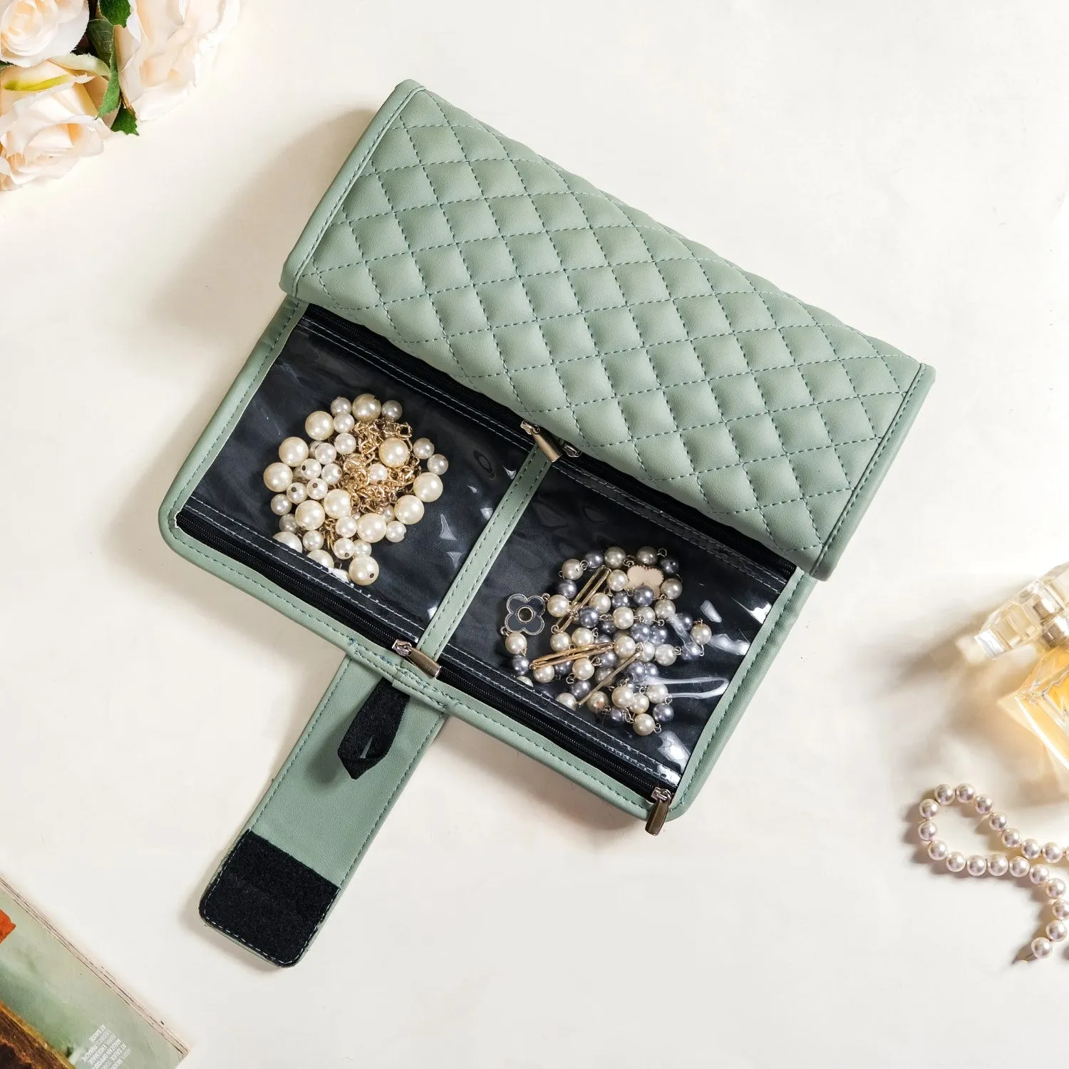 Portable Green Jewellery Organizer