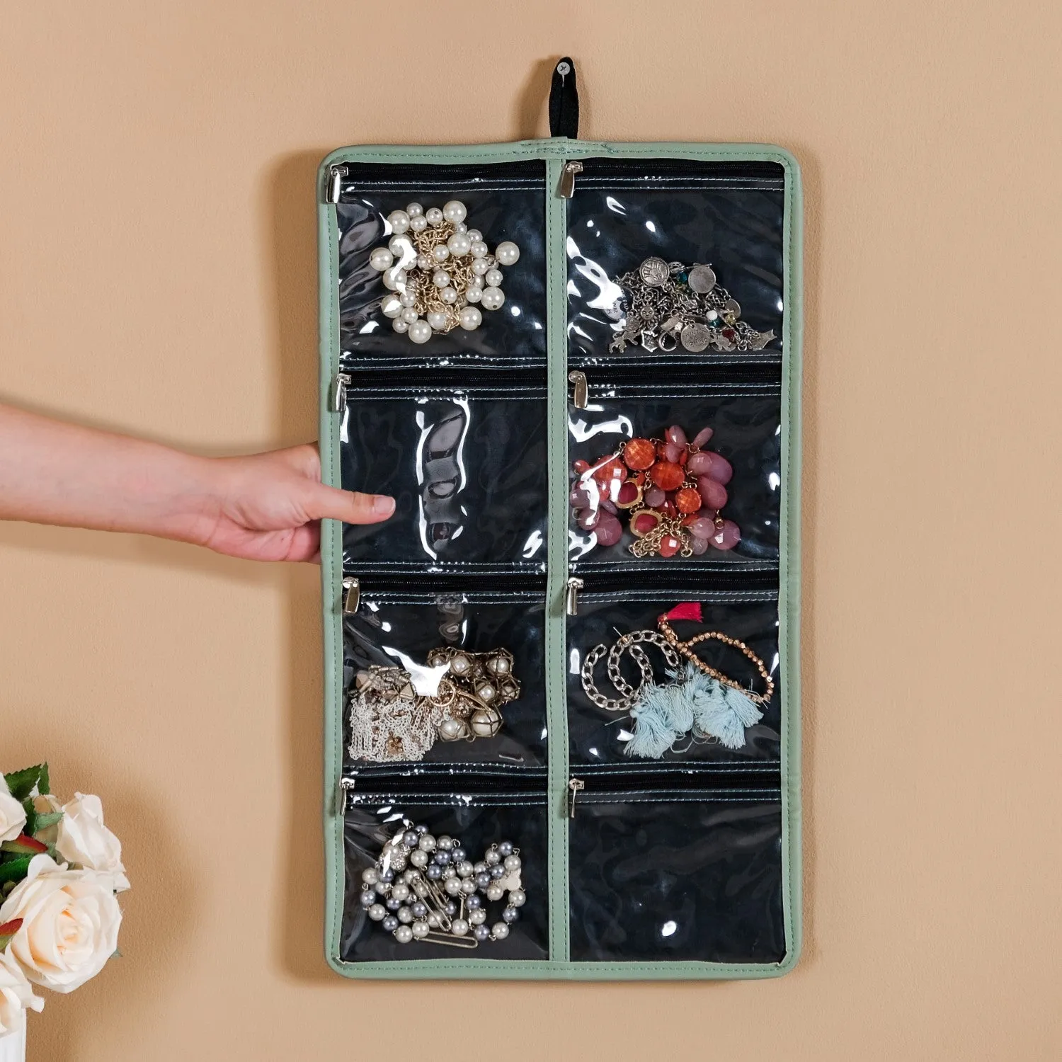 Portable Green Jewellery Organizer
