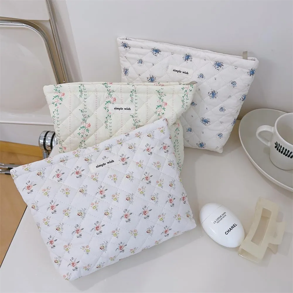 uekeboag Quilted Floral Cotton Makeup Pouch,Coquette Quilted Cosmetic Bag for Women and Girls, Aesthetic Organizer Bag, Flower Cute Travel Toiletry Bags(08Blue Flower)