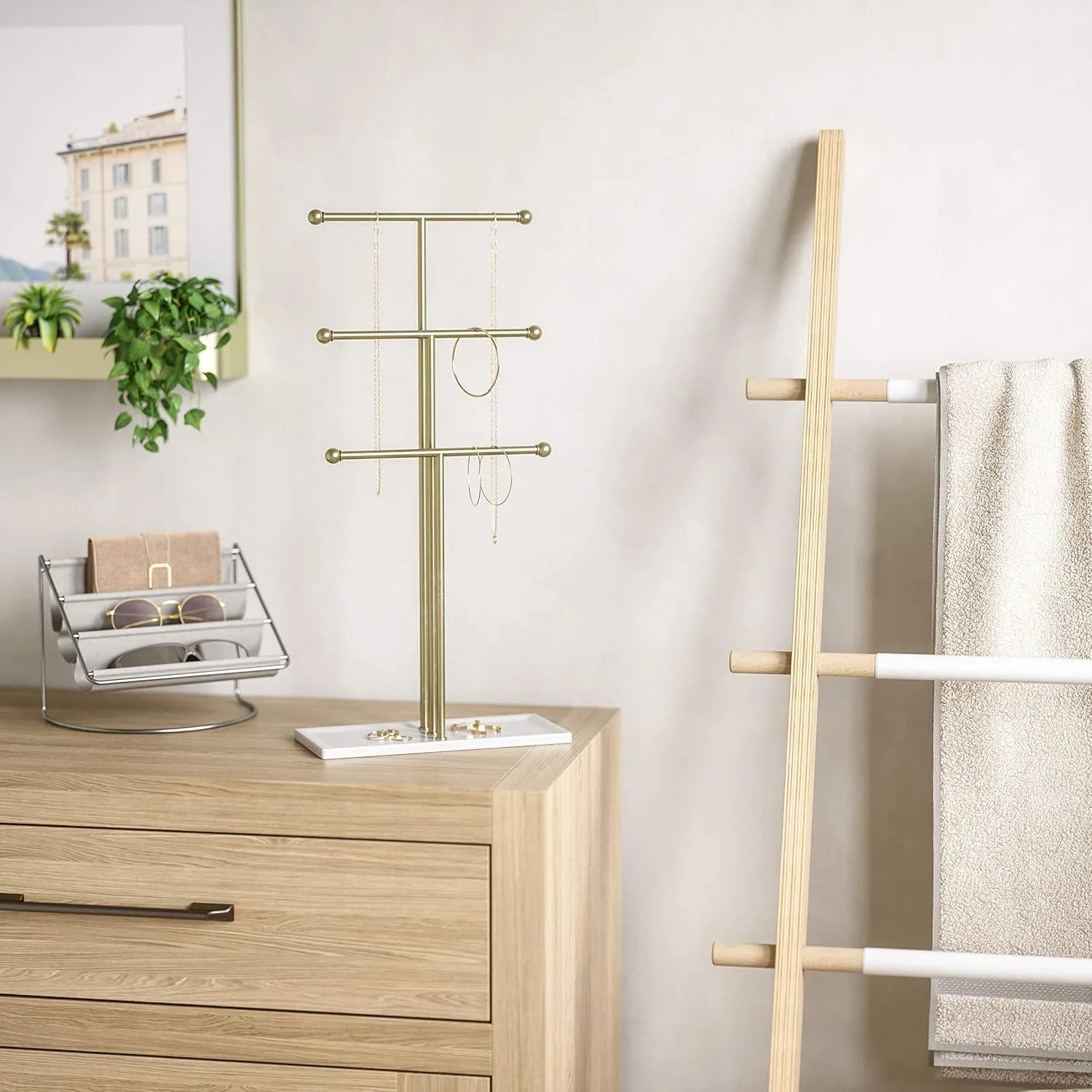 Umbra Trigem Jewelry Stand, Gold
